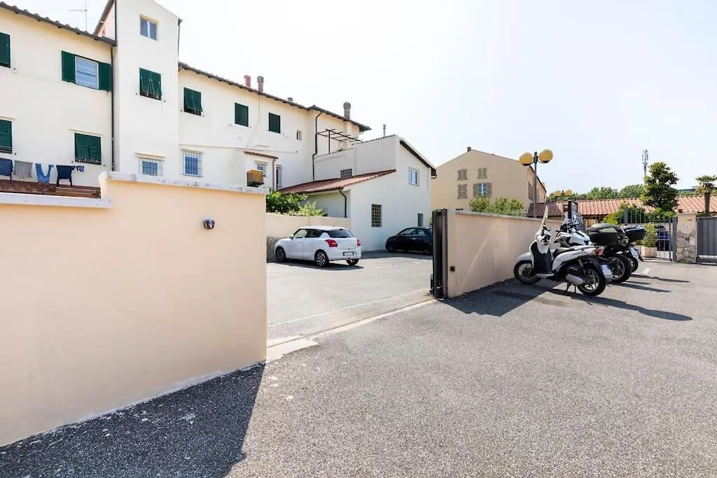 Casa “Oasi Del Mare” Apartment Livorno Italy