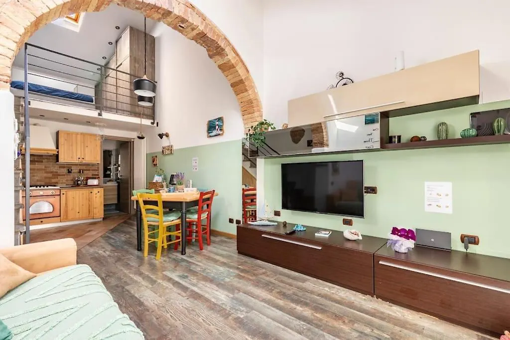 Casa “Oasi Del Mare” Apartment Livorno Italy